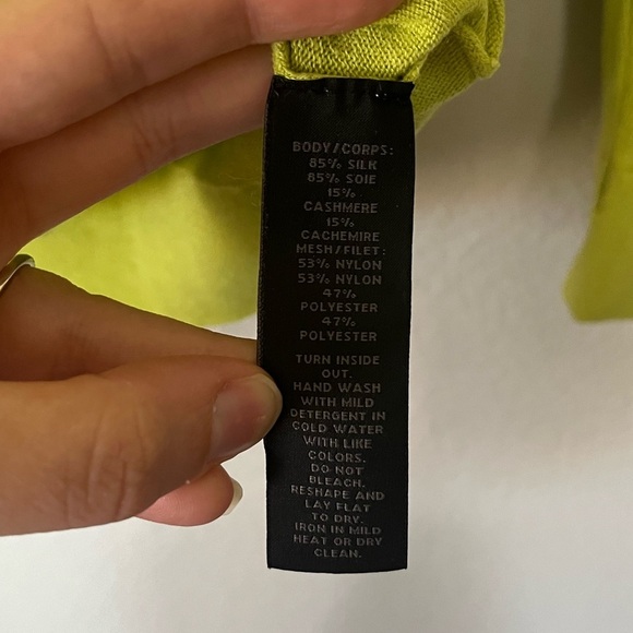 Sak's Fifth Avenue Lemon Lime V Neck Silk & Cashmere Sweater Women's Size S - Picture 9 of 13